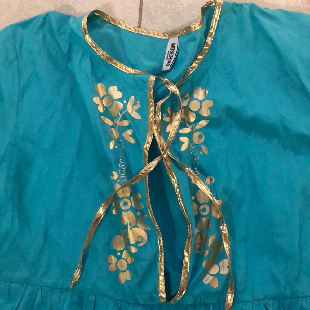 Moschino beach cover size small, the best fit 2-4size